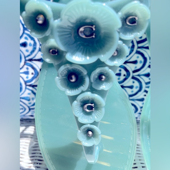Calling All Mermaids! COACH (NIB, Size 8) Flowery Marine Blue Sandals - Picture 2 of 6